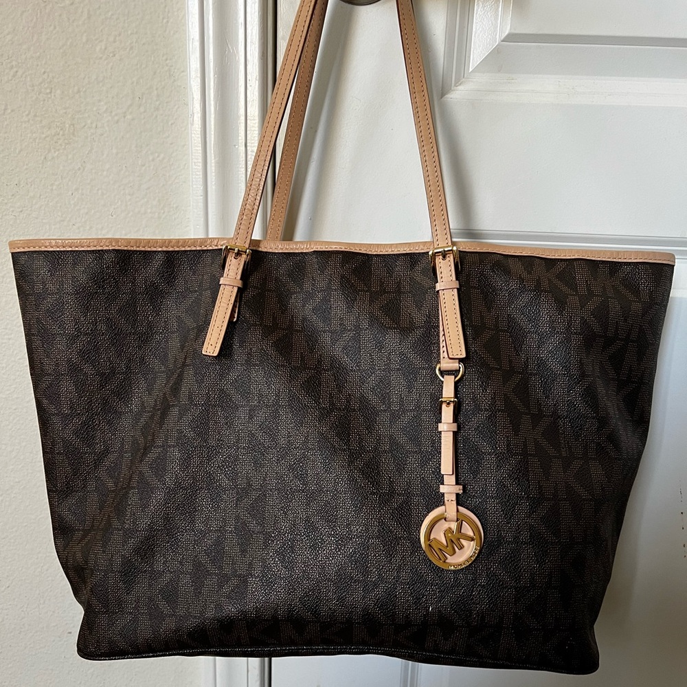 Michael Kors Large Brown Jet Set Tote